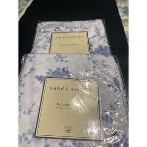Laura Ashley Sophia Blue & White Floral Blouson Valance Cottage Core Shabby Chic